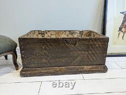 Antique Large Pine Chest Wooden Storage Trunk Blanket Toy Box Wood Log Storage