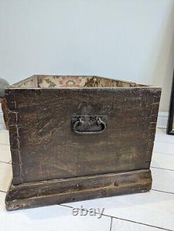 Antique Large Pine Chest Wooden Storage Trunk Blanket Toy Box Wood Log Storage