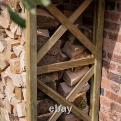 Abri de jardin en bois de taille moyenne avec toit en pente pour ranger les bûches