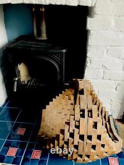 Panier de cheminée en bois fait à la main, unique et magnifiquement conçu