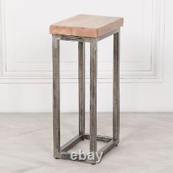 Table d'appoint en fer avec rangement à bûches et dessus en bois